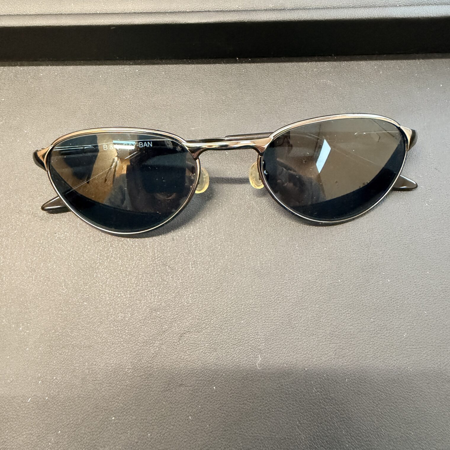 B&L RAY-BAN W2843 NXBJ ボシュロム レイバン サングラス USA ヴィンテージ オーバル買取実績 | 青森県八戸市