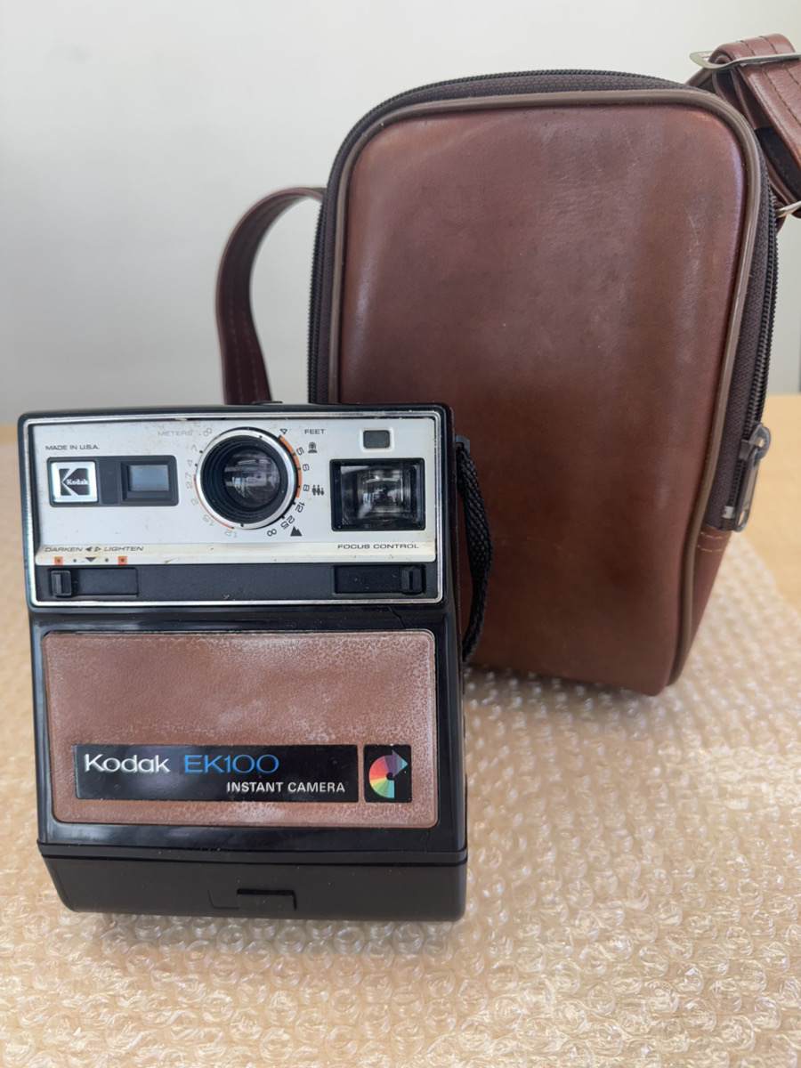 Kodak コダック EK100 インスタントカメラ レトロカメラ ケース付き カメラ買取実績 | 鹿児島県霧島市国分
