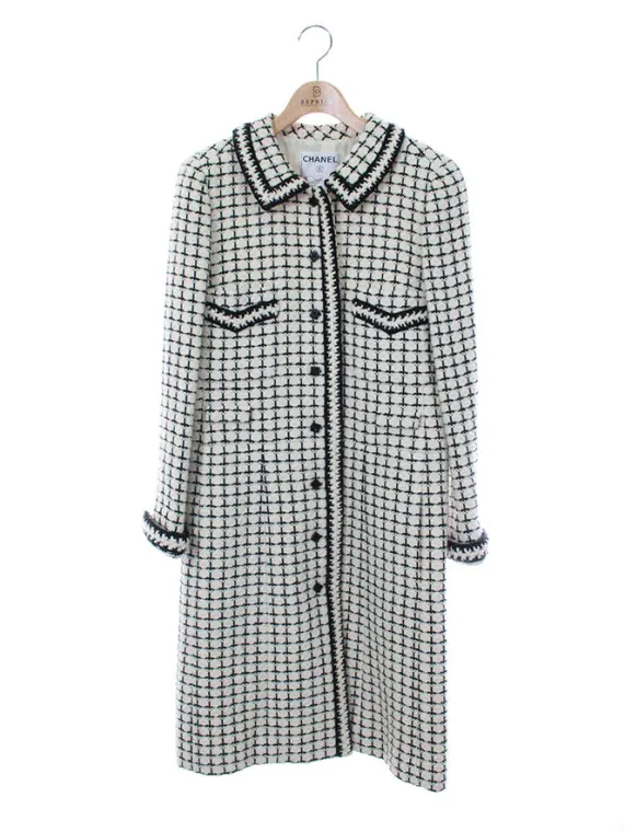CHANEL ツイード コート CHANEL/シャネル】ノーカラーツイードコート入荷いたしました