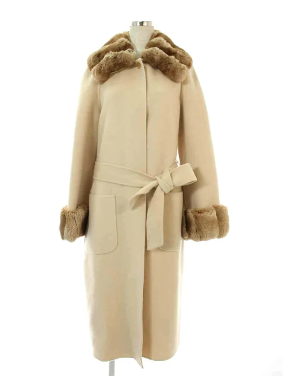 フォクシーブティック コート 18620 Coat チンチラファー付き カシミヤ混 ベージュ買取参考価格 | 東京都大田区