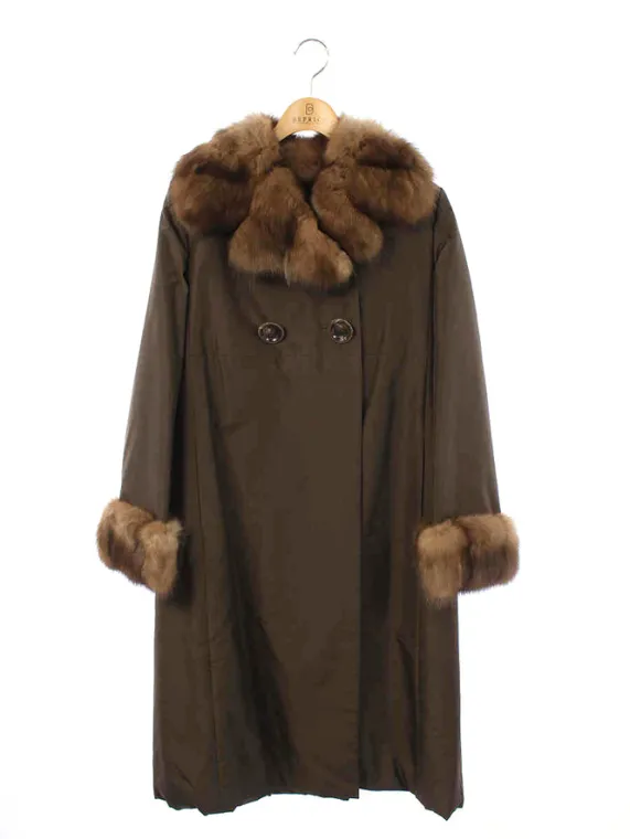 フォクシーブティック コート 24476 Coat ロシアンセーブルファー 2008年 ブラウン買取参考価格 | 東京都杉並区