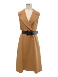 フォクシーブティックコート Trench Dress Coat ベルト付き 39906 2019年 ブラウンの参考買取価格