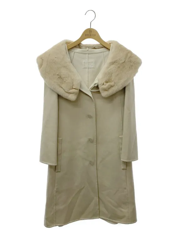 フォクシーブティック コート Coat Winter Bouque 34908 2015年 ベージュ買取参考価格 | 愛知県弥富市