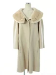 フォクシーブティックコート 34908 Coat Winter Bouque 2015年 アイボリーの参考買取価格