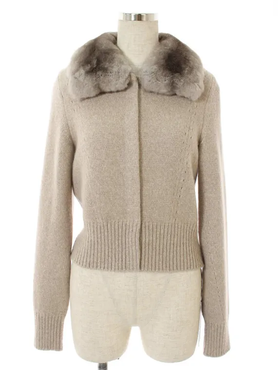 フォクシーブティック カーディガン 38830 Cardigan Marshmallow Powder チンチラ 2018年 ベージュ買取参考価格 | 東京都豊島区
