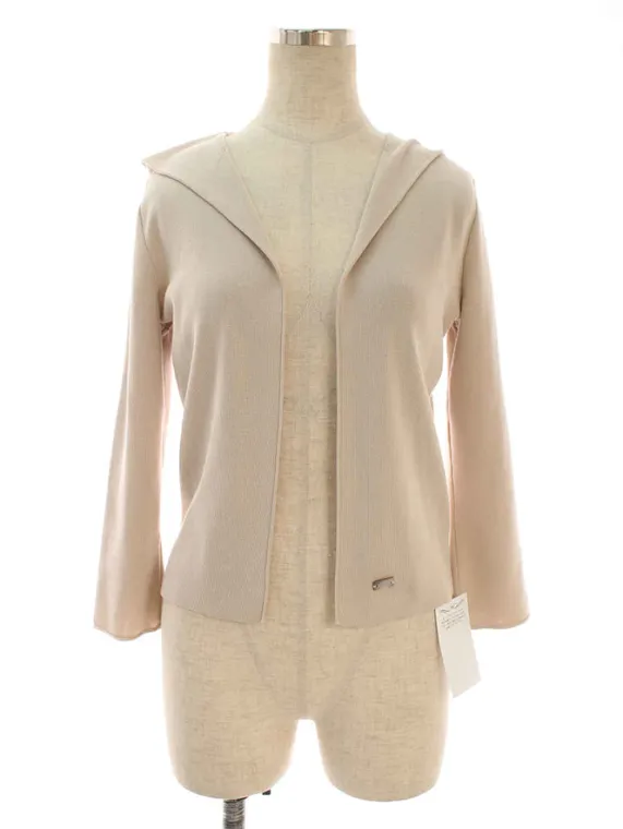 フォクシーブティック カーディガン 37464 Cardigan RelaxHoudie 2019年増産品 2019年 ベージュ買取参考価格 | 北海道釧路市