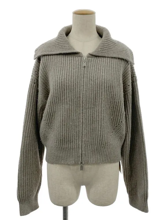 フォクシーブティック カーディガン KNIT CARDIGAN DIORAMA 42973 2022年 ブラウン買取参考価格 | 東京都世田谷区