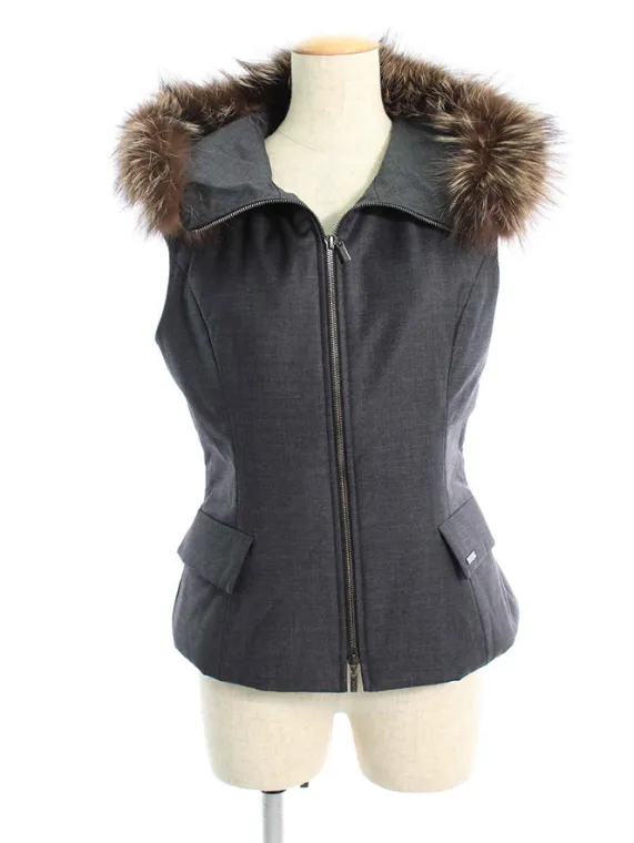 フォクシーブティック ベスト 26114 Fox Fur Best 2009年 グレー買取実績 | 東京都世田谷区