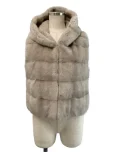 フォクシーブティックベスト Fur Vest Gray Pearl ミンク 34923 2015年 グレーの参考買取価格