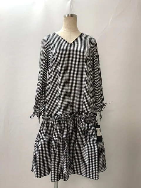 フォクシーニューヨーク ワンピース 2019年 40086 コットンBLEND ギンガムチェック ホワイト買取参考価格 | 東京都渋谷区