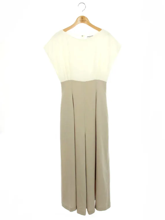 フォクシーニューヨーク つなぎ 42158 “VERONA SUITE” 2021年 ベージュ買取実績 | 神戸市東灘区