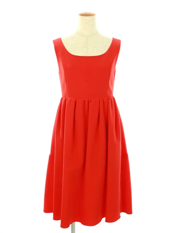 フォクシーニューヨーク ワンピース Modern Empire Dress 38330 2018年 レッド買取参考価格 | 大阪市北区
