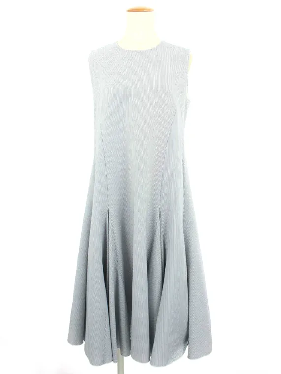 フォクシーニューヨーク ワンピース Whisper Dress 42640 2022年 デニムブルー買取参考価格 | 東京都新宿区