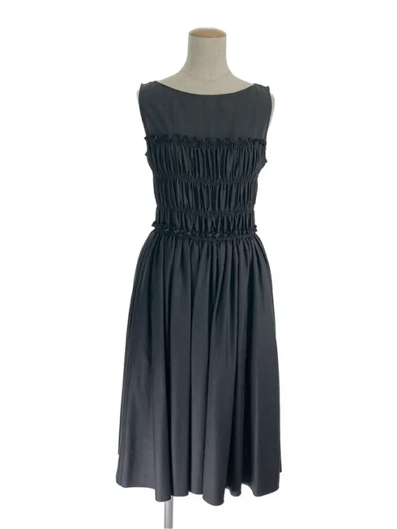 フォクシーニューヨーク ワンピース Spring Picnic Dress 40739 2020年 ブラック買取参考価格 | 札幌市西区