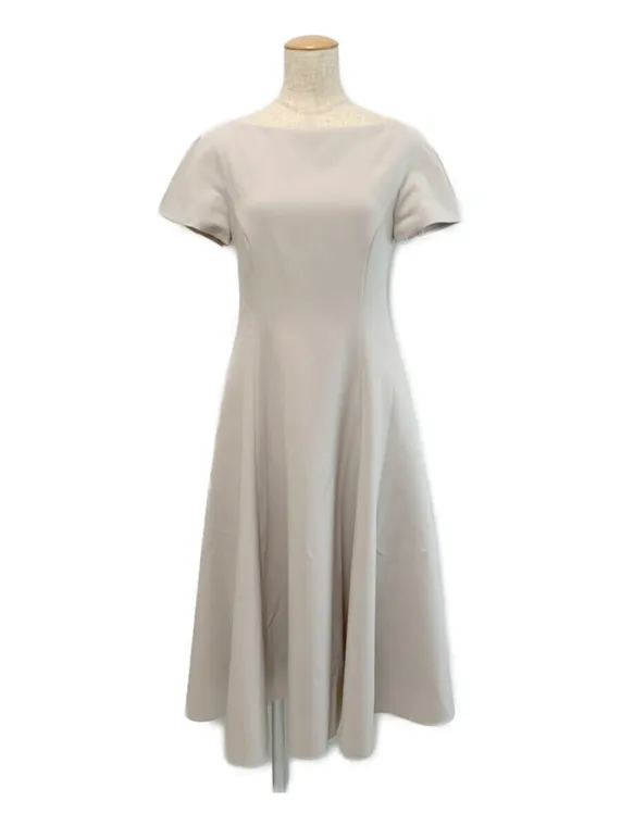 フォクシーニューヨーク ワンピース Agnes Dress 42999 2022年 ベージュ買取参考価格 | 福岡市中央区