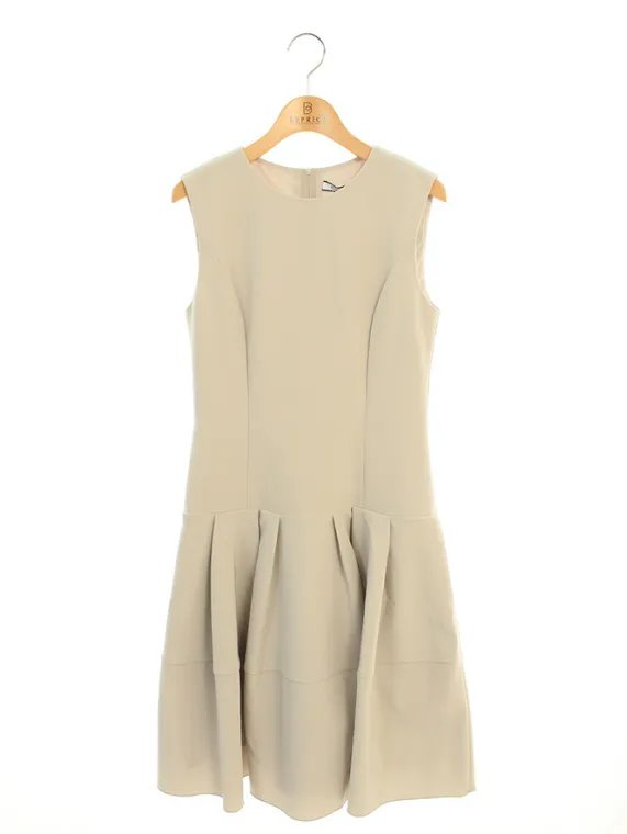 フォクシーニューヨーク ワンピース Dress 36461 2016年 ミルクティ買取参考価格 | 千葉県流山市