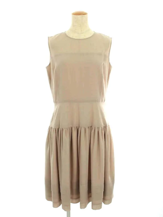 フォクシーニューヨーク ワンピース 39427 Dress Lady Grace 2019年 ベージュ買取参考価格 | 兵庫県宝塚市