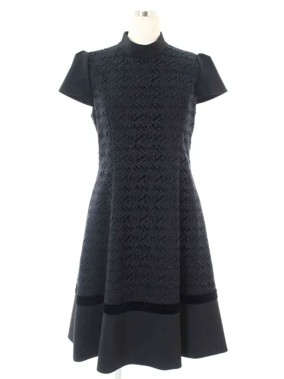 フォクシーニューヨーク collection ワンピース Dress 37724 2017年 ブラック買取参考価格 | 神奈川県横浜市