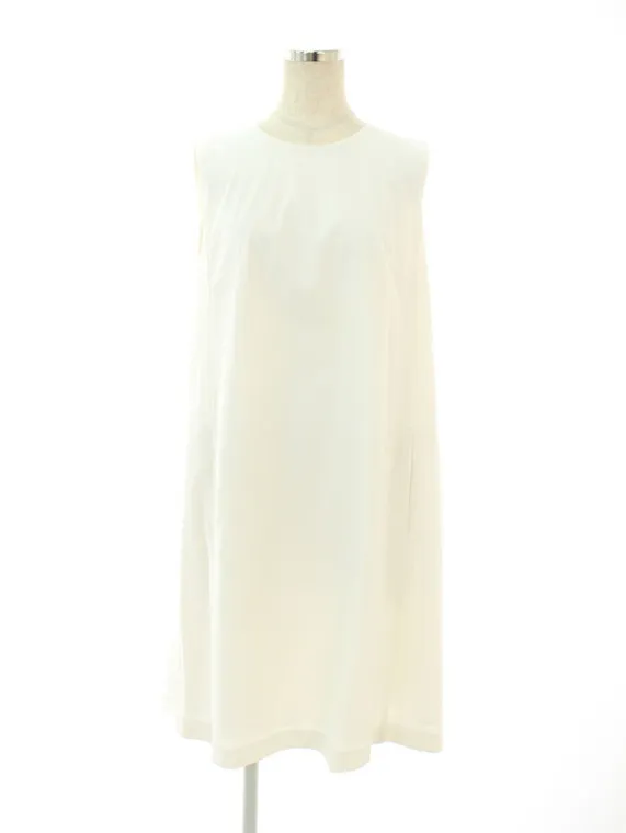 フォクシーニューヨーク collection ワンピース ROSETTE FIL COUPE PLEPT DRESS 35747 2016年 ホワイト買取参考価格 | 神奈川県平塚市