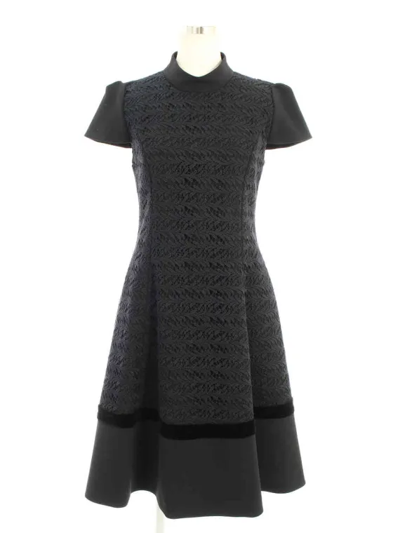フォクシーニューヨーク collection ワンピース Dress 37724 2017年 ブラック買取参考価格 | 東京都世田谷区