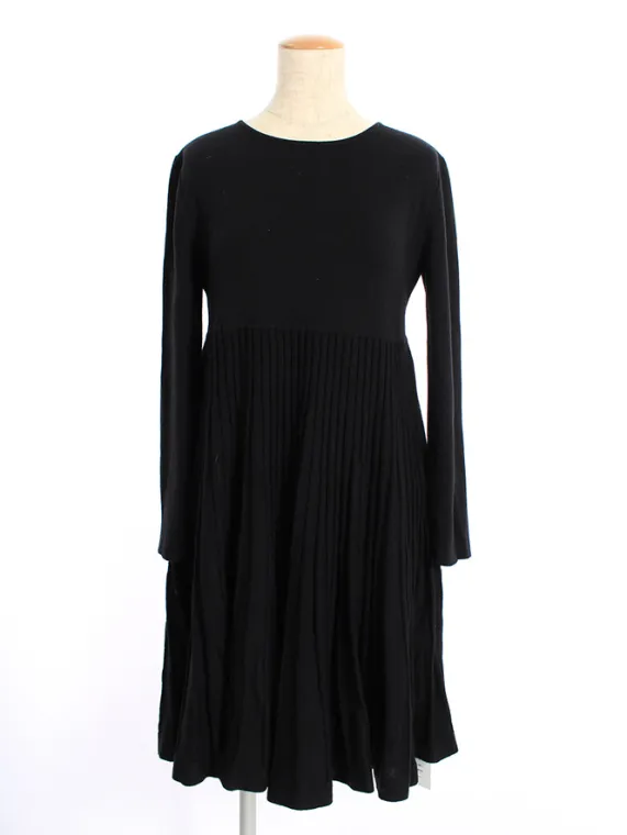フォクシーニューヨーク collection ワンピース 39279 Knit Dress 2018年 ブラック買取参考価格 | さいたま市浦和区
