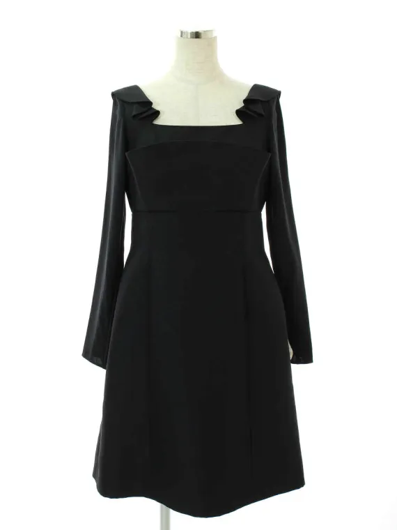 フォクシーブティック ワンピース 37076 Dress Tulip Ruffle 2017年 ブラックブラック買取実績 | 徳島県徳島市