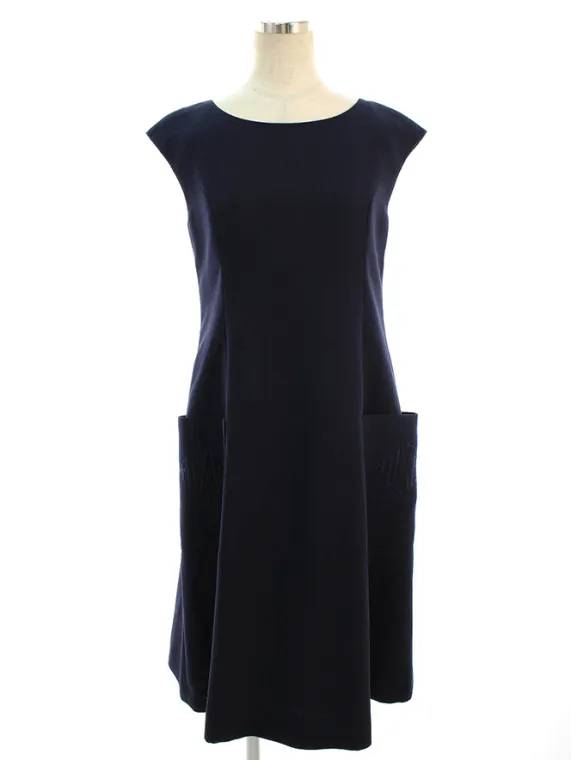 フォクシーブティック ワンピース 39690 Dress Jasmine White 2020増産品 2020年 ネイビー買取実績 | 東京都新宿区