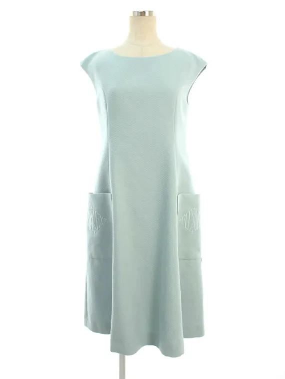 フォクシーブティック ワンピース 39690 Dress Jasmine White 2020増産品 2020年 スモーキーブルー買取実績 | 東京都新宿区