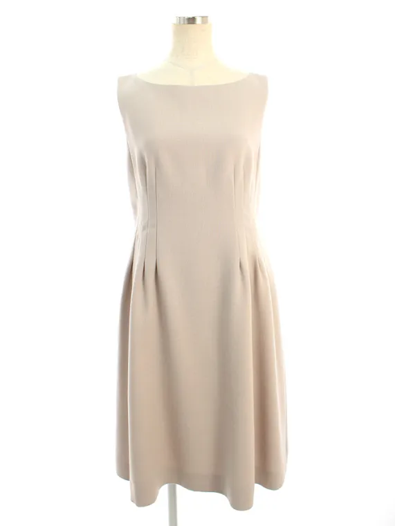 フォクシーブティック ワンピース 39713 Magnolia 2020年増産品 2020年 ダークベージュ買取参考価格 | 神奈川県藤沢市