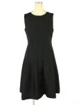 フォクシーブティックワンピース 36737 Paneled Seam Dress 2017年 ブラックの参考買取価格