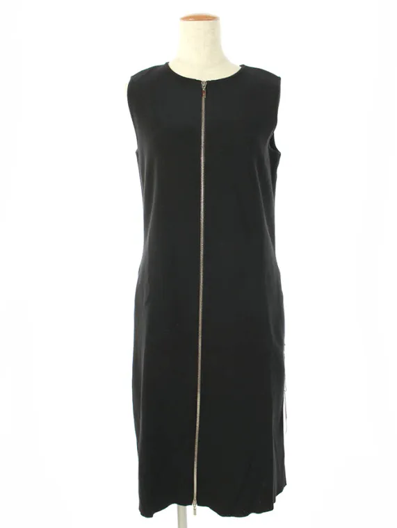 フォクシーブティック ワンピース Knit Dress 2021増産品 37987 2021年 ブラック買取参考価格 | 福岡市博多区