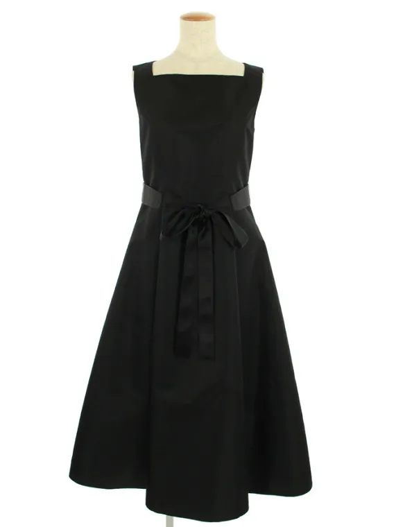 フォクシーブティック ワンピース Stella Dress 42631 2022年 ブラック買取参考価格 | 埼玉県川口市