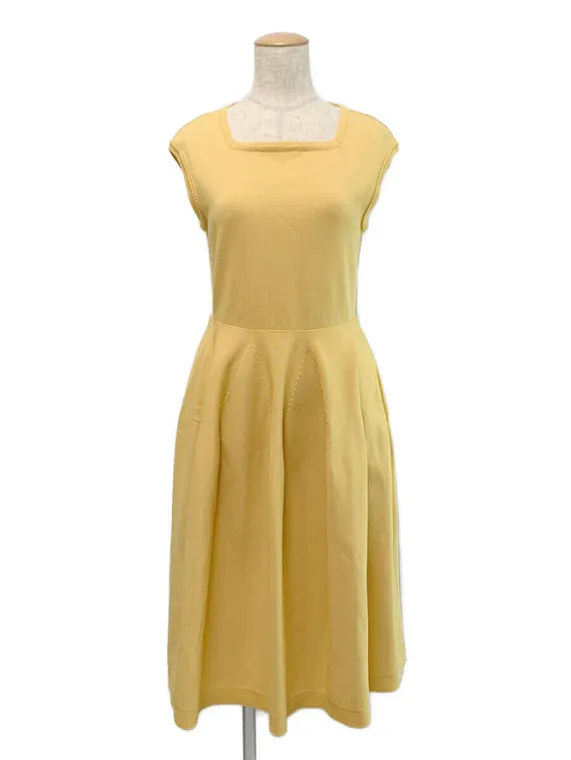 フォクシーブティック ワンピース KNIT DRESS “SONNET” 43269 2023年 イエロー買取参考価格 | 東京都大田区