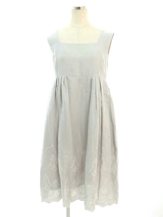フォクシーブティック ワンピース 38776 Dress Luxembourg 2018年 ライトグレー買取実績 | 東京都大田区