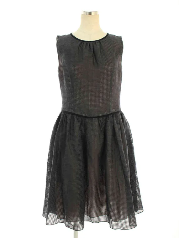 フォクシーブティック ワンピース 36067 Dress Coconut Trim 2016年 チャコール買取参考価格 | 大阪市東住吉区
