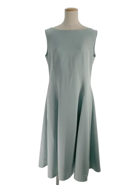 フォクシーブティック ワンピース Dress Sienna 43297 2023年 ブローニュグリーン買取参考価格 | 大阪府東大阪市