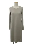フォクシーブティックワンピース Knit Dress Siena 2022年増産品 40389 2022年 ベージュの参考買取価格
