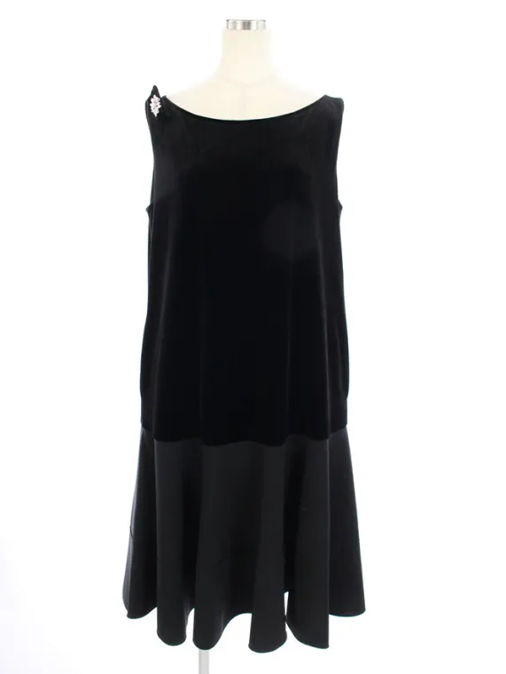 ベロアノワール by フォクシーニューヨーク ワンピース 39835 Dress Velour Blossom ブローチ付き 2020年増産品 2020年 ベルベットブラック買取参考価格 | 大阪市淀川区