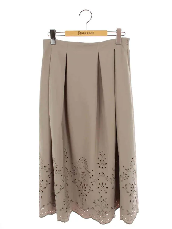 フォクシーニューヨーク スカート Aster Skirt 42963 2022年 カフェオーレ買取参考価格 | 名古屋市昭和区