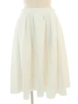 フォクシーニューヨークスカート 38332 Skirt 2018年 ホワイトの参考買取価格