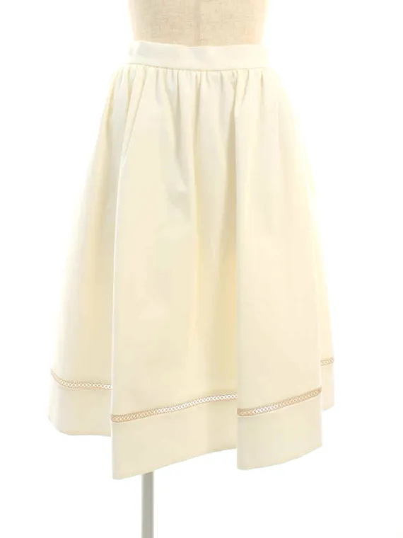 フォクシーニューヨーク collection スカート 36653 Jersey Suiting Fagotting Skirt 2017年 ホワイト買取参考価格 | 札幌市西区