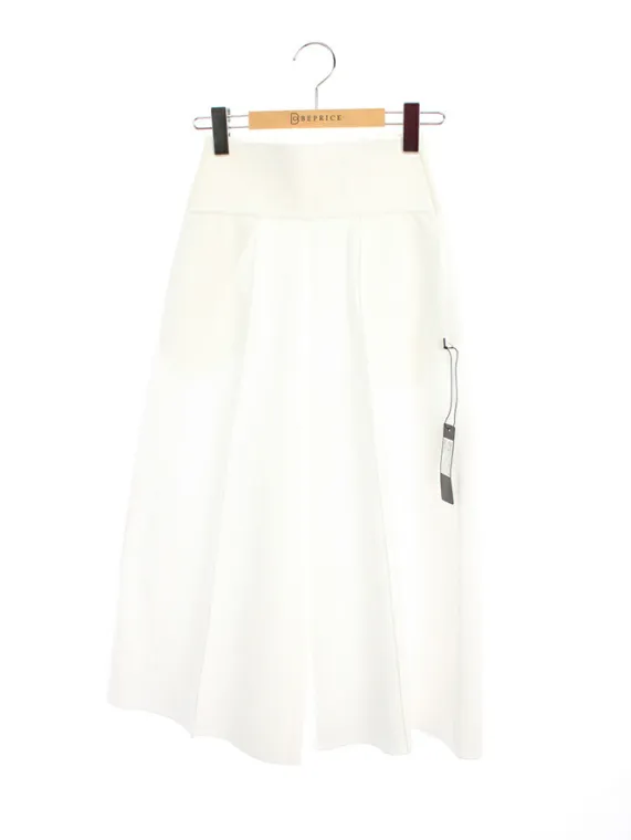 フォクシーニューヨーク collection パンツ 38989 Knit Pants 2020年増産品 2020年 ホワイト買取参考価格 | 東京都練馬区