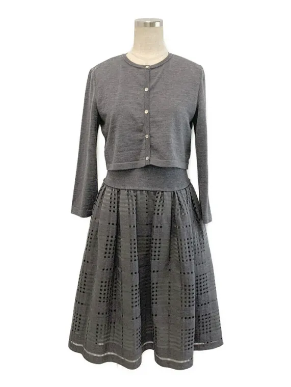 フォクシーブティック ワンピーススーツ Lady Gray 36153 2016年 グレー買取参考価格 | 三重県桑名市