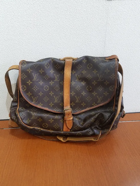 ルイヴィトン モノグラム ソミュール35 M42254 ショルダーバッグ ブラウン買取参考価格 | 大阪市城東区