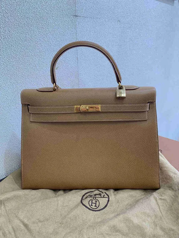 エルメス ケリー35 クシュベル 外縫 ゴールド金具 1993年 ベージュ買取参考価格 | 大阪市天王寺区