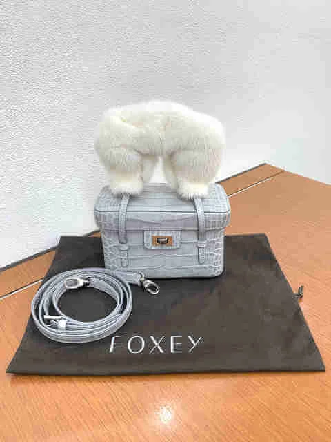 フォクシーブティック ハンドバッグ 2019年 40211 Bag Jewel Box ミンクファー付き グレー買取参考価格 | 大阪市淀川区