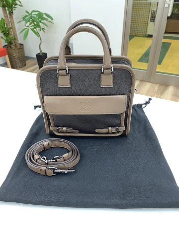 ロエベ クルス 2WAY カーフレザー ショルダーバッグ買取参考価格 | 堺市東区