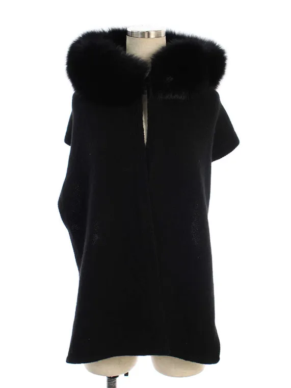 フォクシーブティック ストール ショール 34526 Capuche Snow White 2015年 ブラック買取参考価格 | 埼玉県川口市