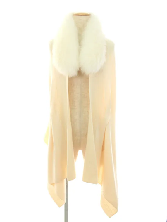 フォクシーブティック ストール ショール 35979 Cape Stole フォックスファー 2016年 ホワイト買取参考価格 | 札幌市西区