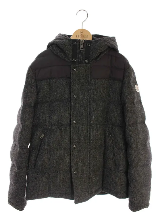 モンクレール ダウンジャケット GUYENNE ギエンヌ ダメージ加工 142-091-41978-87-54687 ブラック買取参考価格 | 大阪府和泉市